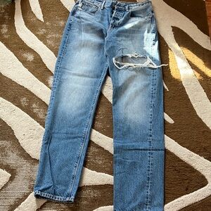 American Eagle Outfitters 90s boyfriend Jeans